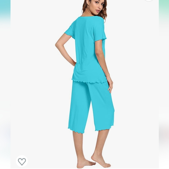Turquoise Blue Bamboo Pajamas Ruffle Set Short Sleeve Capri Bottoms Womens 4X - Picture 2 of 13